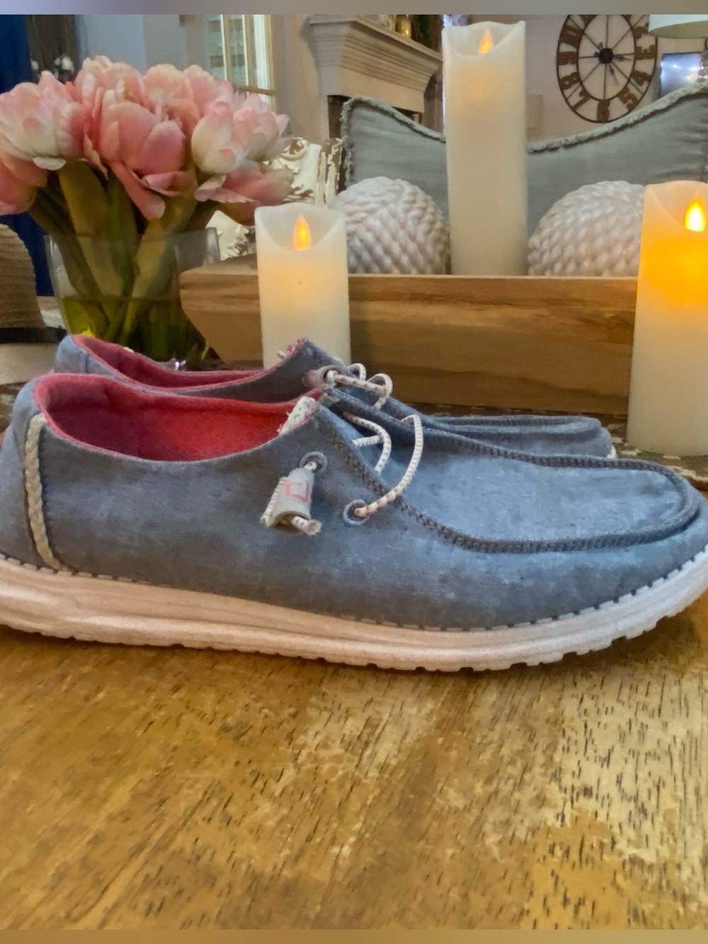 Hey Dude Wendy Chambray Braid Indigo women's slip-on loafer. Size 10